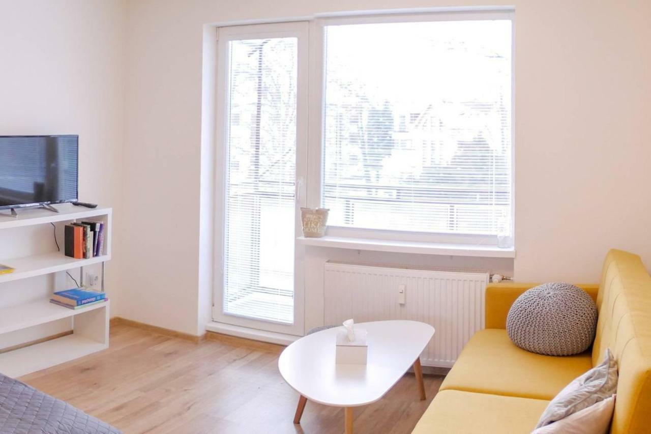 2 Bedroom Flat In The Heart Of Liptovský Mikuláš Exteriör bild