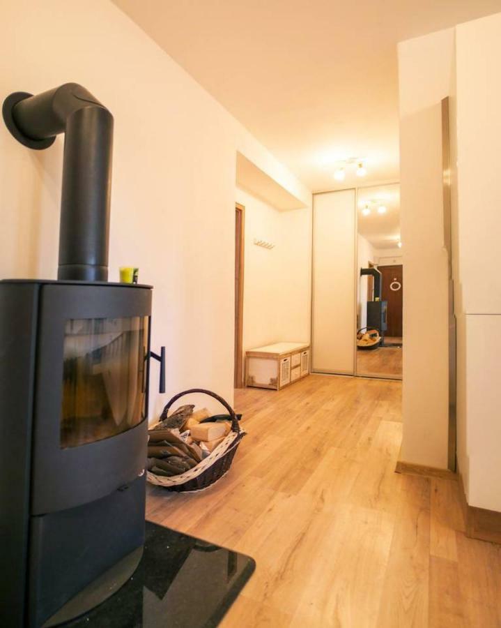 2 Bedroom Flat In The Heart Of Liptovský Mikuláš Exteriör bild